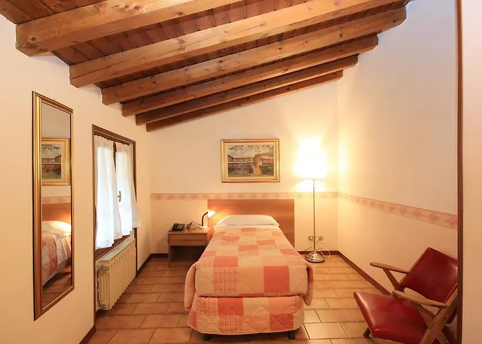 Colomber Gardone Riviera