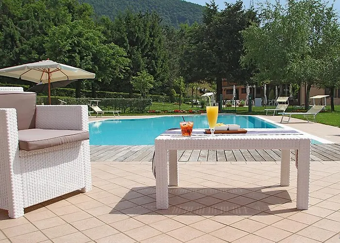 Colomber Hotel Gardone Riviera